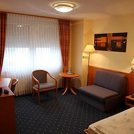 Anika Hotel 3*