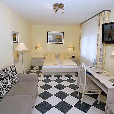 Anika Hotel