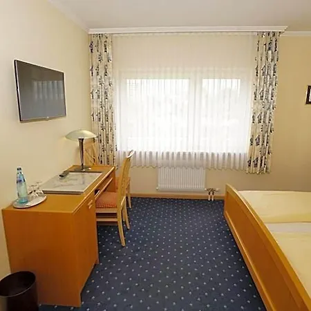 Anika Hotel 3*