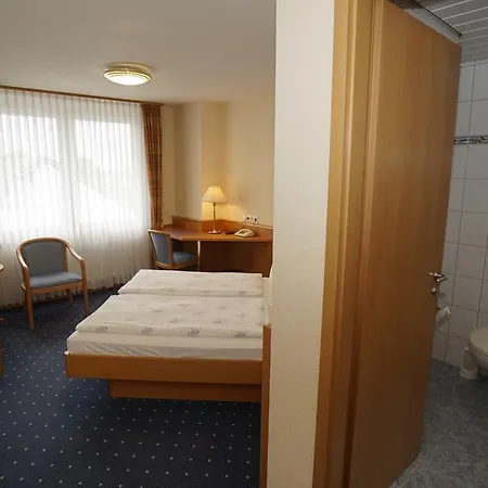 Anika Neuenburg am Rhein