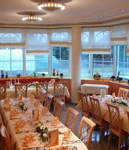 Anika Neuenburg am Rhein