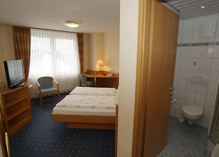 Anika נוינבורג אם ריין